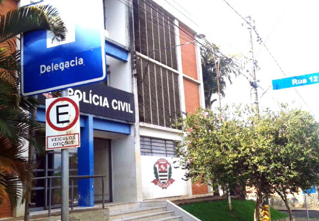 Força Tática prende homem com armas, dinheiro e cheques durante ação em Barretos