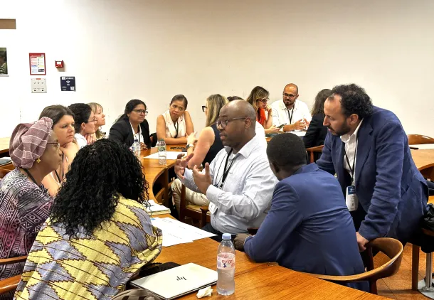 Inteligência artificial na educação: UNESCO propõe avaliação prévia