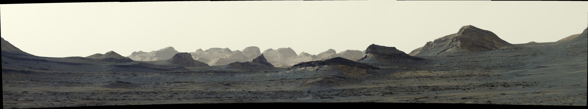 Curiosity em Marte: NASA divulga panorama de paredões ao amanhecer